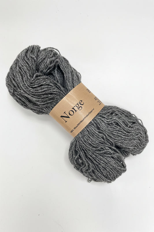 Norge /Midara/ NM: 7/3 100g #930 "Tumši pelēks"