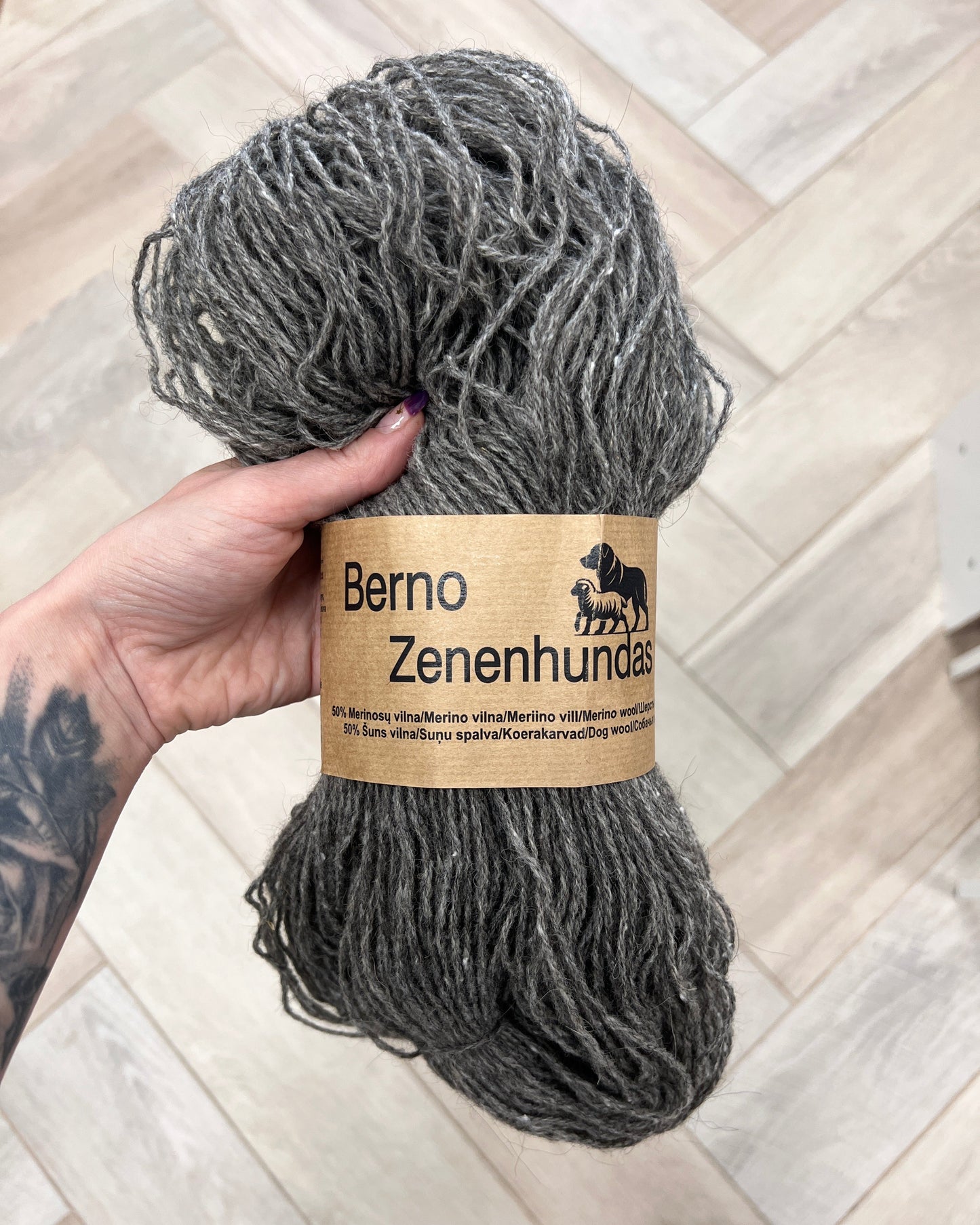 Berno Zenenhundas NM 8/3 /Midara/ 100g