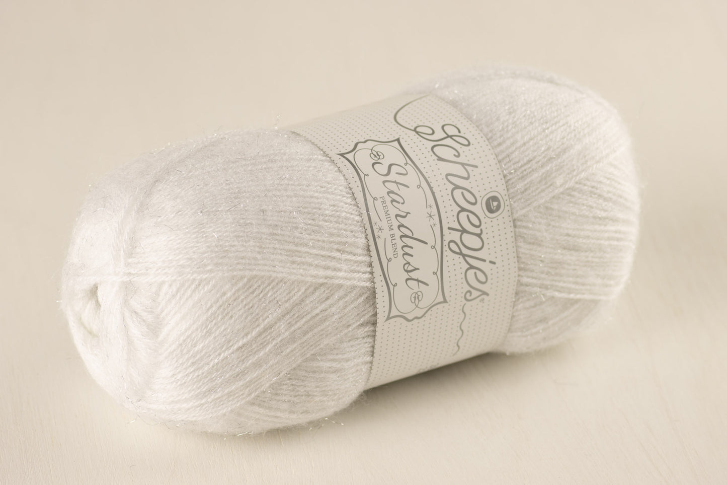 Stardust /Scheepjes/ 100g #652 "Pēgass"