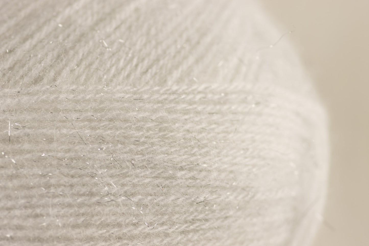 Stardust /Scheepjes/ 100g #652 "Pēgass"