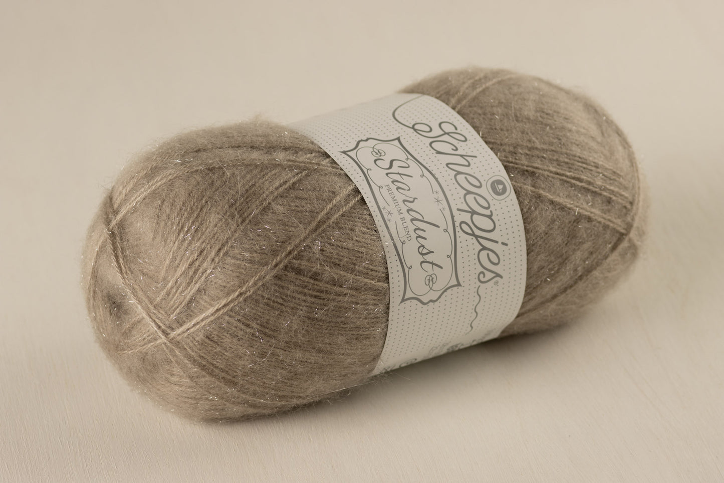 Stardust /Scheepjes/ 100g #655 "Delfīns"