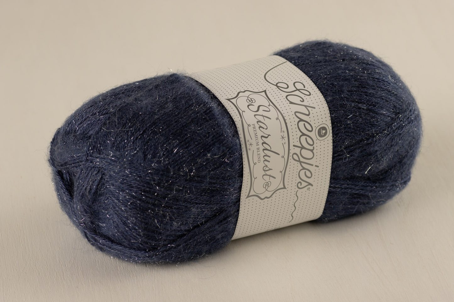 Stardust /Scheepjes/ 100g #656 "Andromeda"