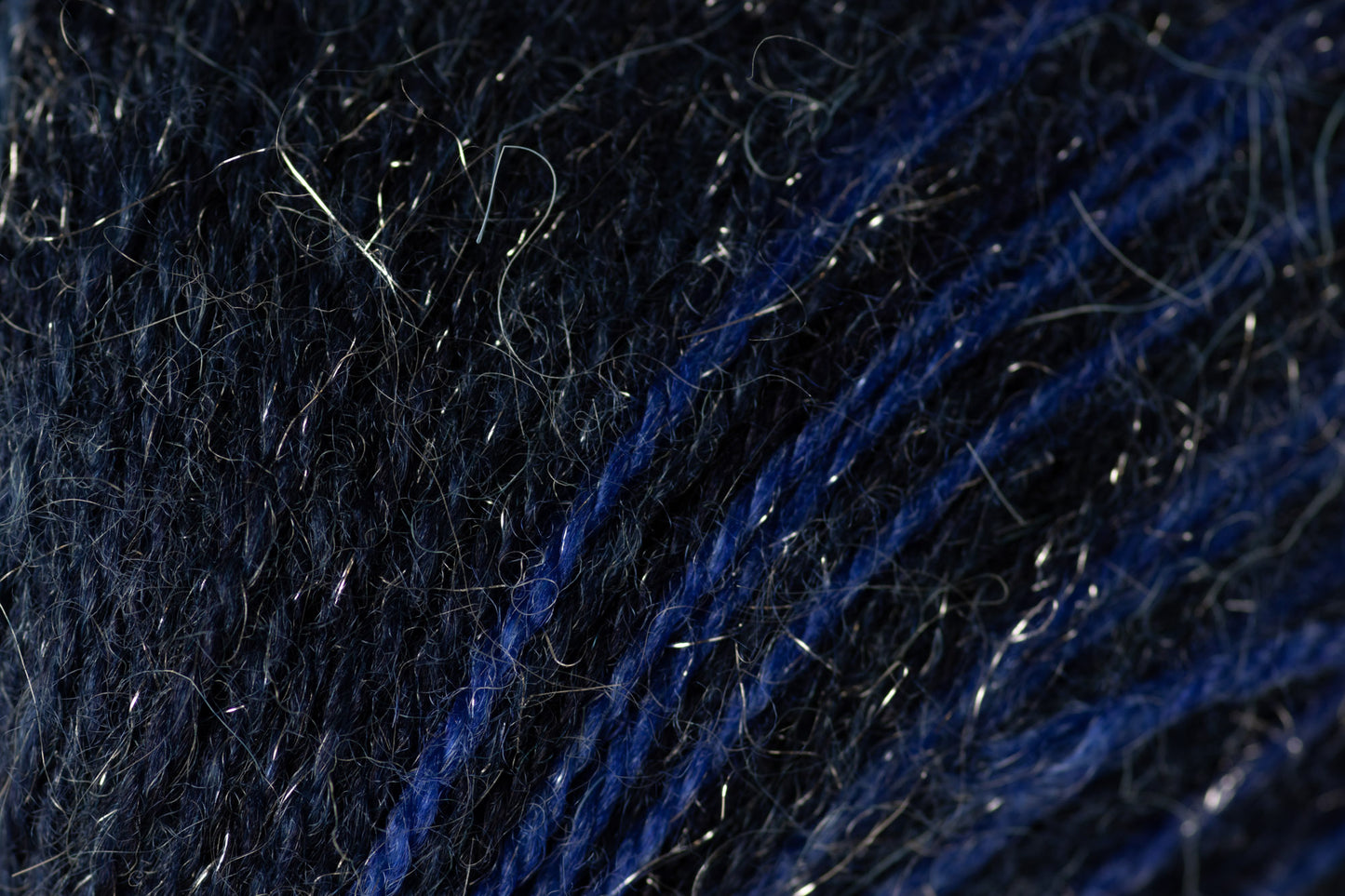 Stardust /Scheepjes/ 100g #663 "Twins"