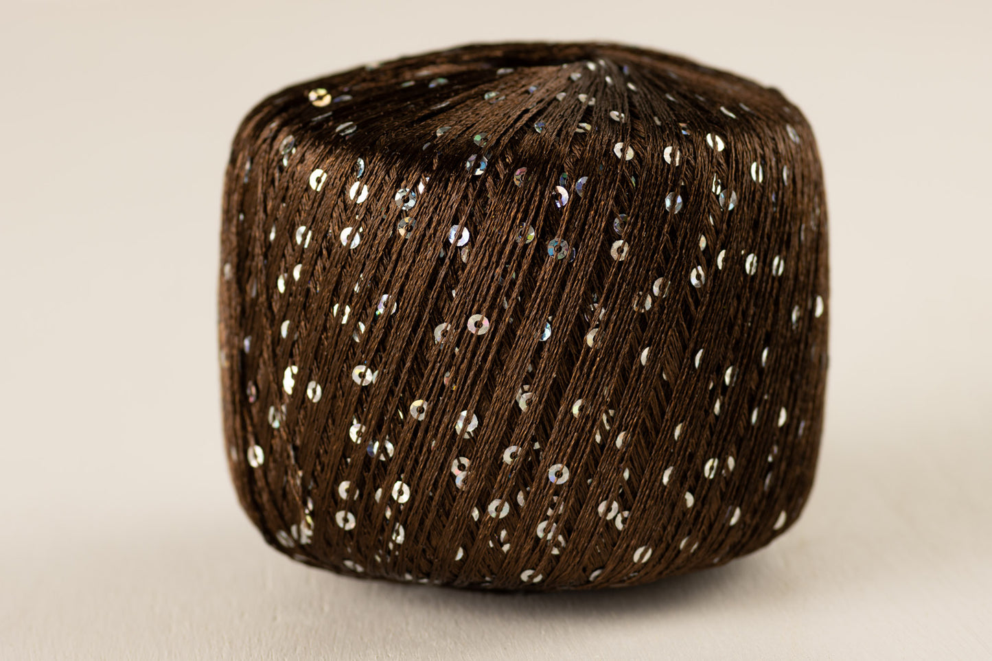 Sequin /Midara/ #890 "Brūns- varavīksnes sudrabs"