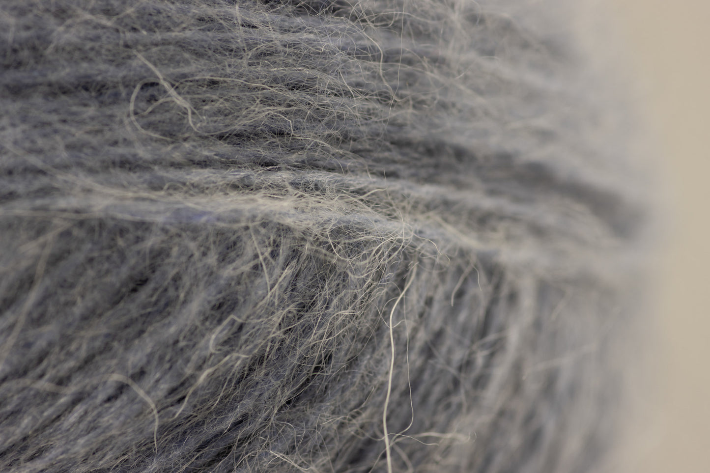 Angora 2 /Midara/ 100g #545 "Zilganpelēks"