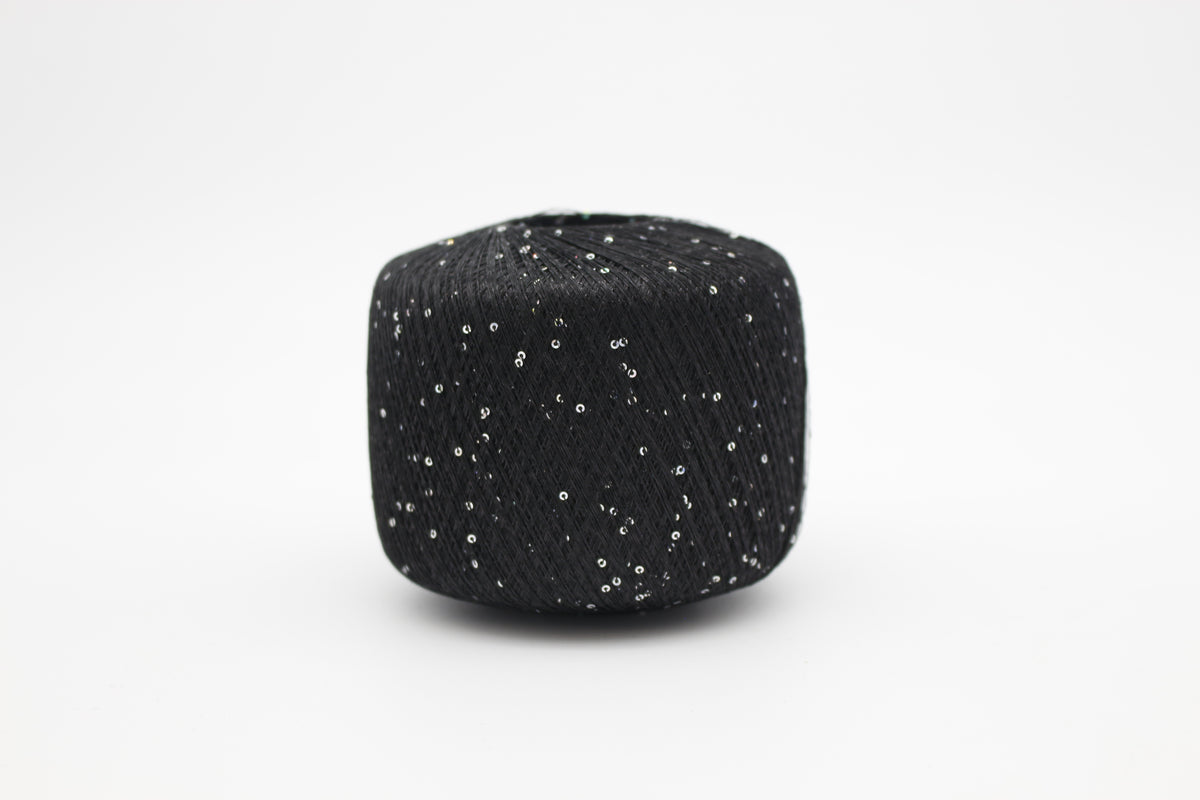 Sequin /Midara/ 50g #999 1350 m "Melns-varavīksnes fliteri"