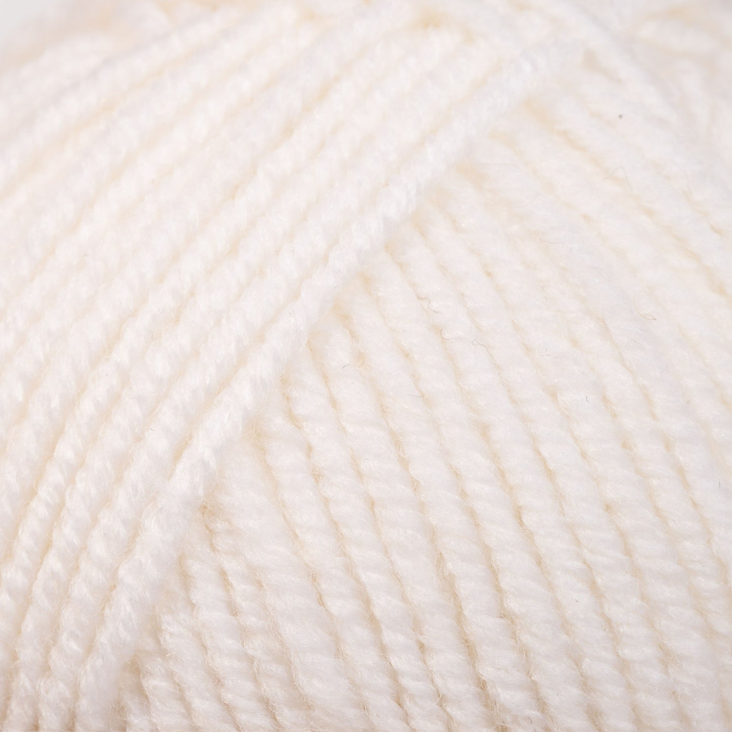 Woolmix 25 /Soffie Crafts/ 100g #100 "Valge"