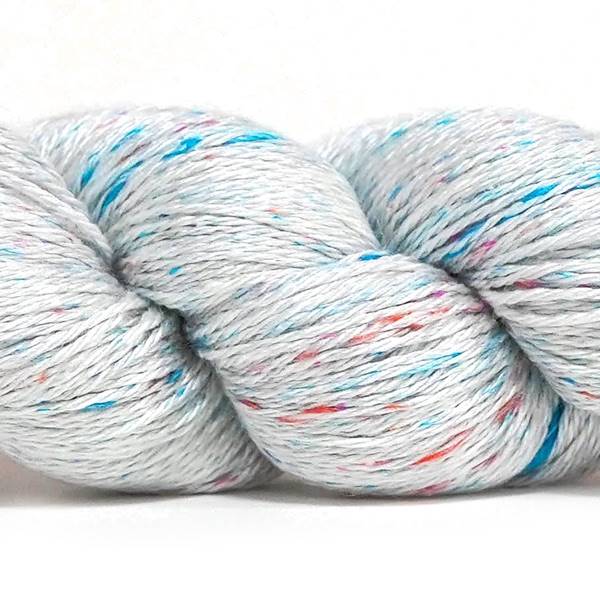 Spun Silk World TANGLED silk Nm 16/3 50g #0081 "Egeuse taevas"
