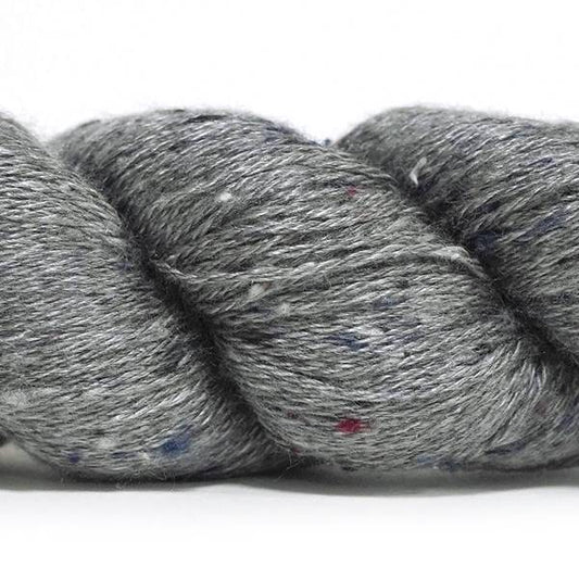 Spun Silk World TANGLED zīds Nm 16/3 50g #0095 "Baltijas jūra"