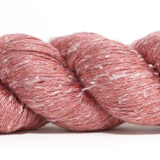 Spun Silk World TANGLED zīds Nm 16/3 50g #0104 "Lāpu gaismā"