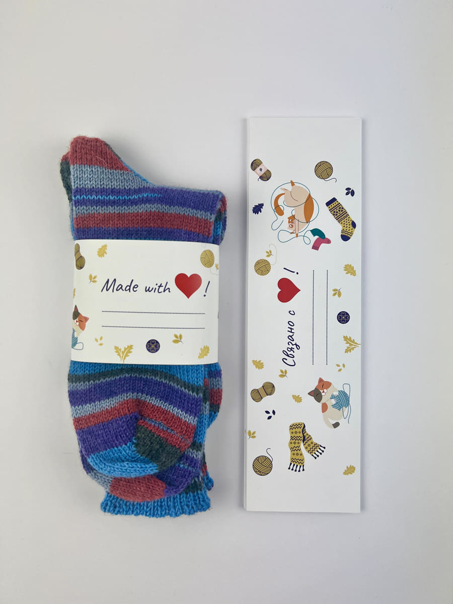Birka zeķēm "Cвязано с ❤️!" /LatvianCrafts/ glancēts krītpapīrs, uzraksts krievu valodā