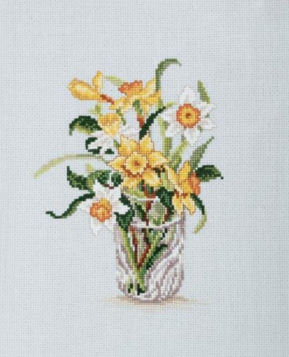 Narcises kristāla vāzē - izšūšanas komplekts /RTO/ 14 x 18 cm