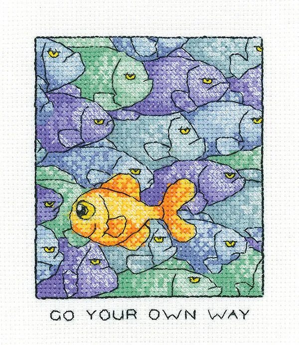 YOUR OWN WAY - izšūšanas komplekts /Heritage Crafts/  9 x 11.5 cm