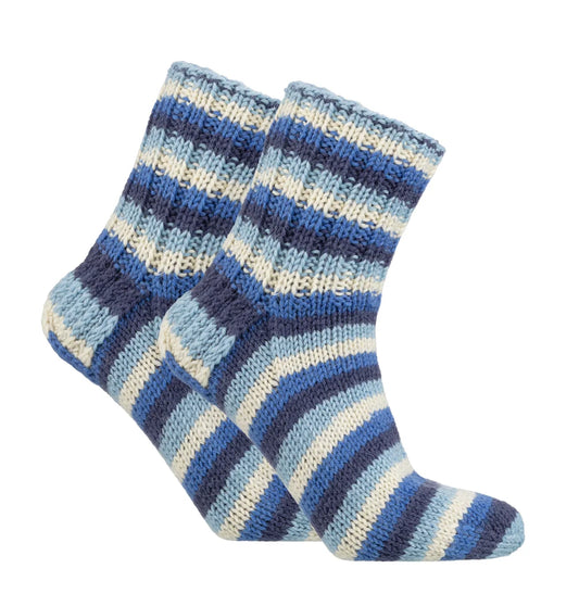 7 Brothers RAITA - 7 Veljestä RAITA /NOVITA/ 8-diegu biezuma zeķu dzija 100g #984 "Zilas debesis"
