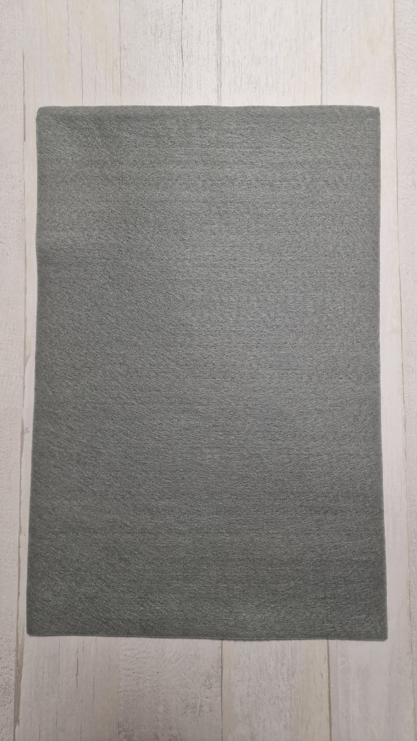 Filca loksne 2mm 20x30cm Queens Quality #035